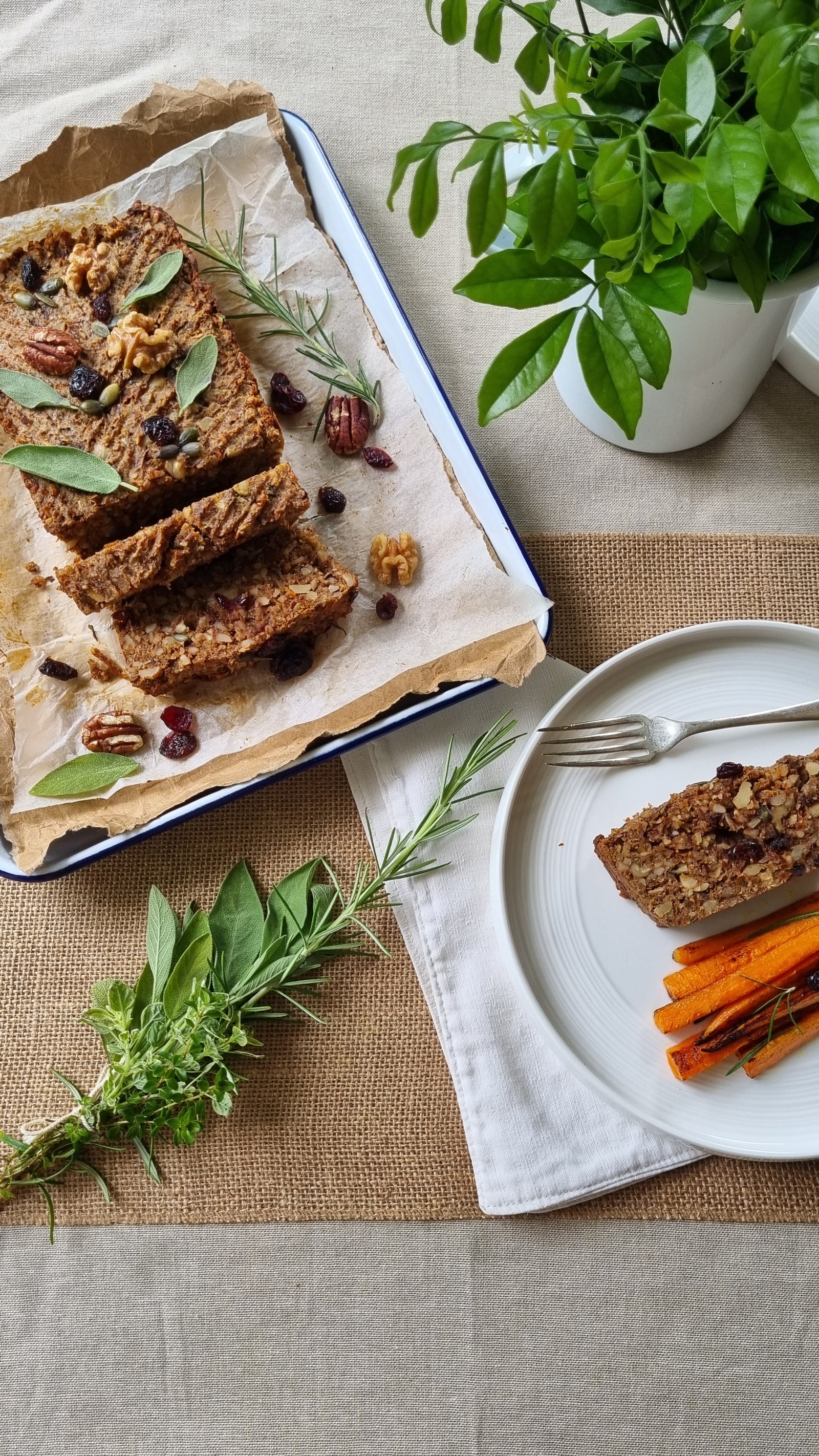 Nut & Lentil Vegetarian 'meatloaf'