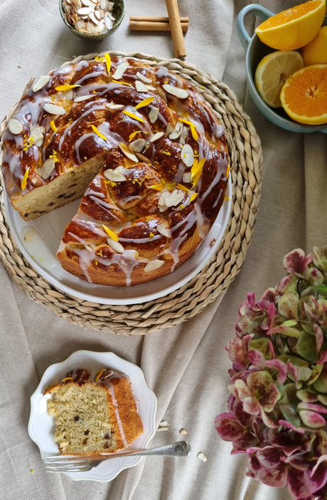 Ukrainian Paska (Easter Bread)