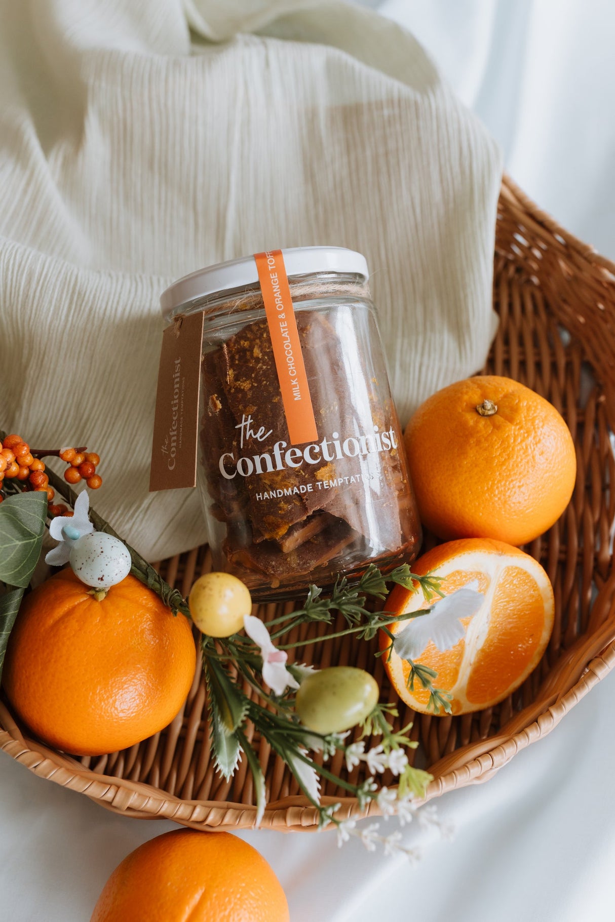 Confectionist Milk Chocolate & Orange 200g