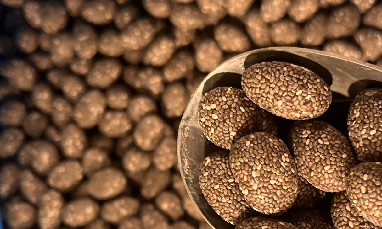 Good Gut Chia Coated Dark Chocolate Almonds