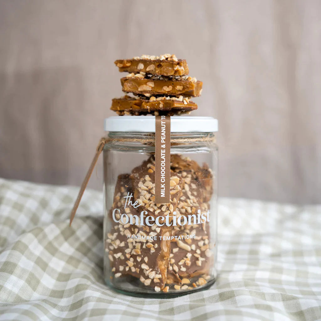 Confectionist Milk Chocolate & Peanut Toffee 85g