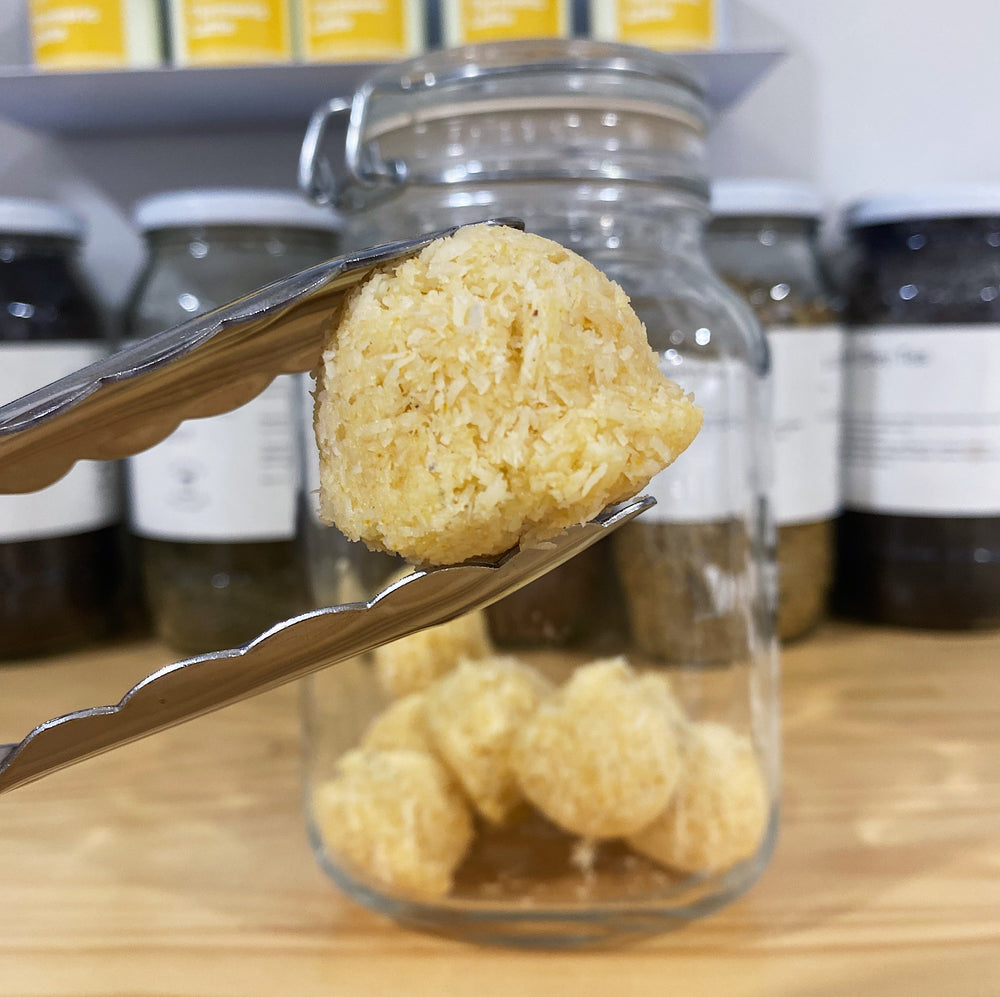 Organic Passionfruit Macaroon