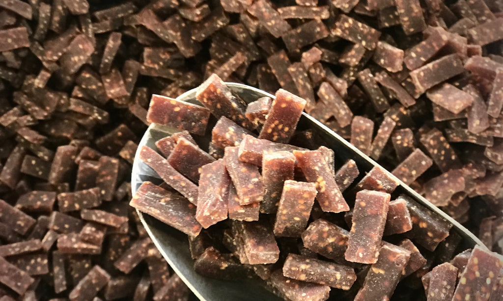Blackcurrant and Chia Seed Bites - Refill Nation